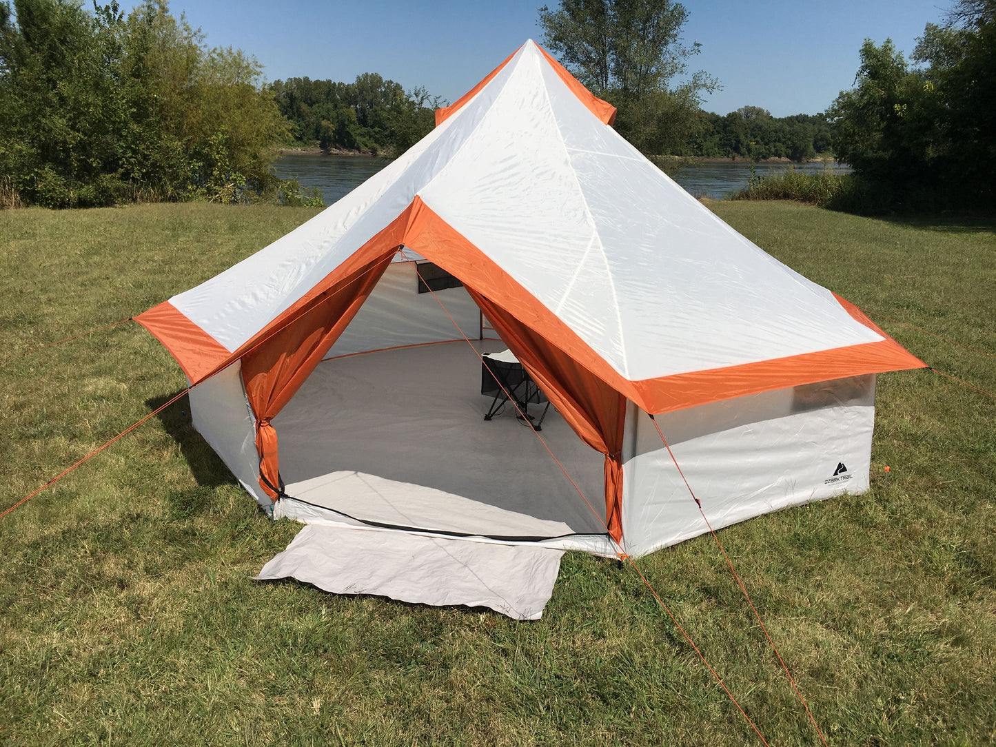 8-Person Yurt Tent - Dimensions: 13' x 13' x 92"